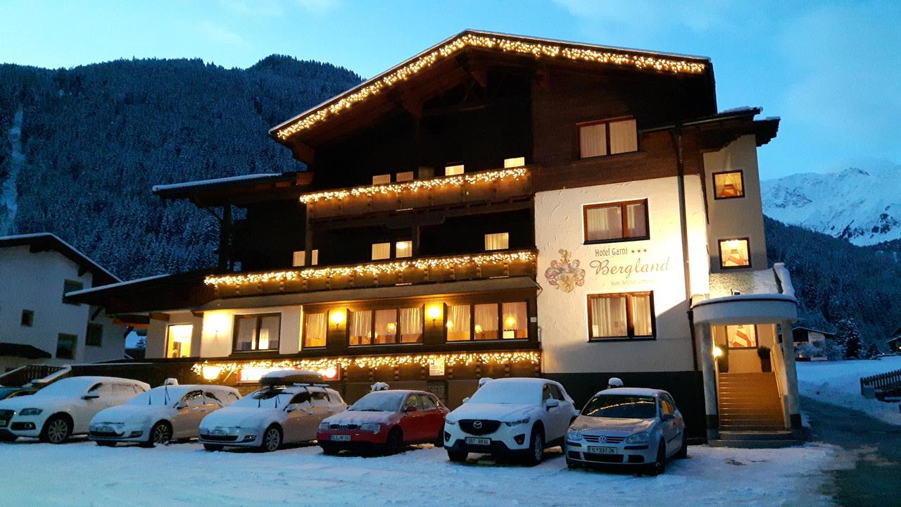 Hotel Garni Bergland Neustift im Stubaital Exteriör bild