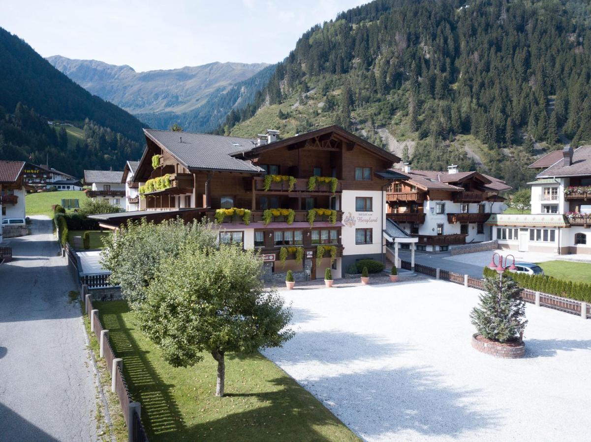 Hotel Garni Bergland Neustift im Stubaital Exteriör bild