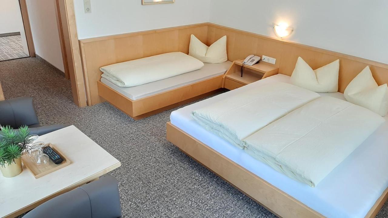 Hotel Garni Bergland Neustift im Stubaital Exteriör bild